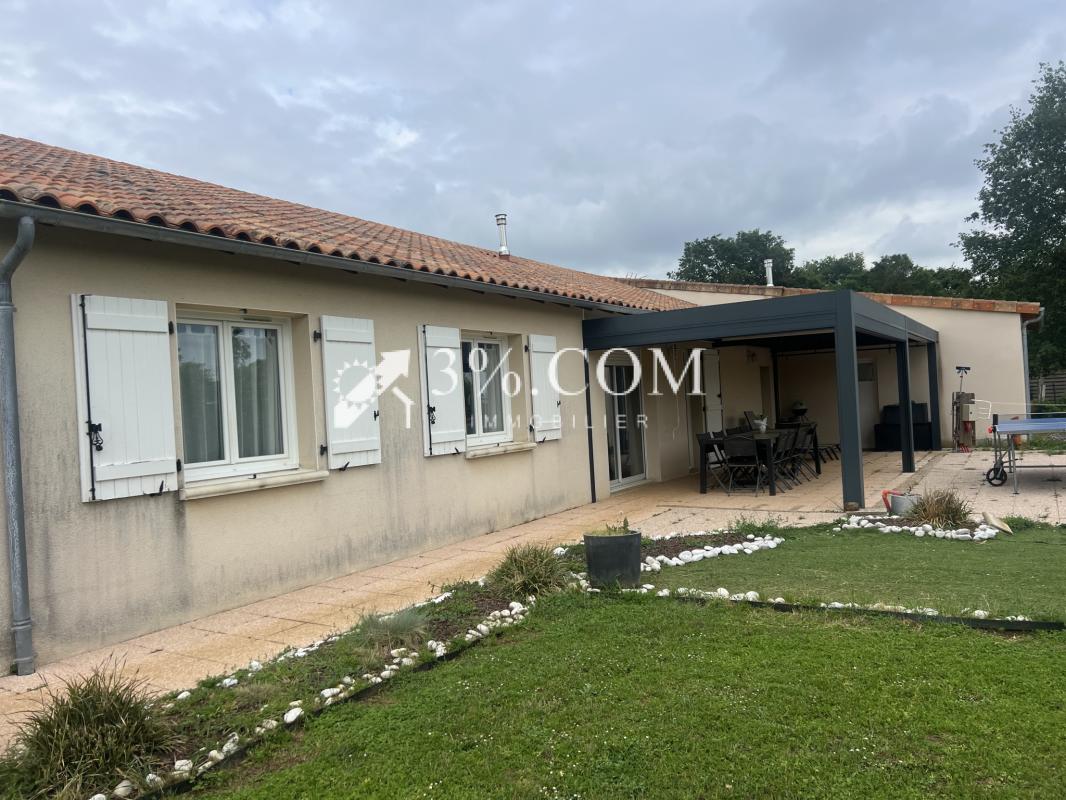 3%. COM IMMOBILIER À  JARDRES - Photo 2