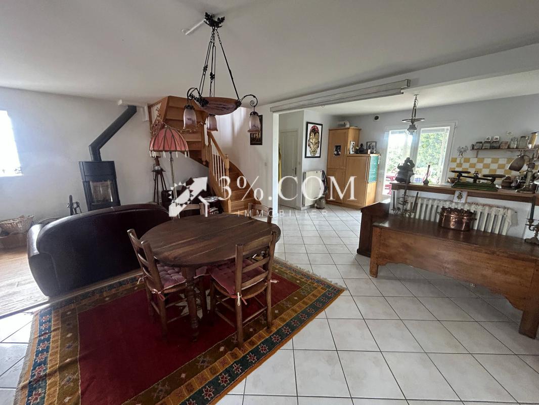 MAISON 6 PIÈCES DE 136 M 2 ENV - Photo 3