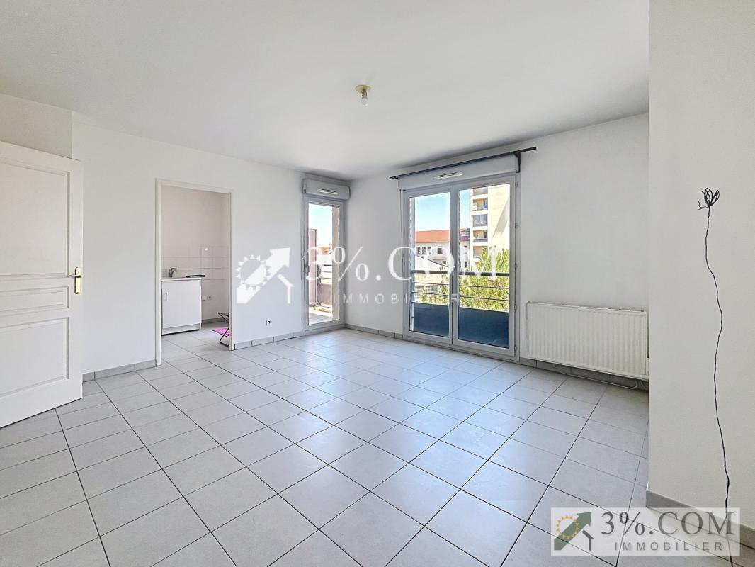Appartement T2 avec garage et loggia - Photo 3