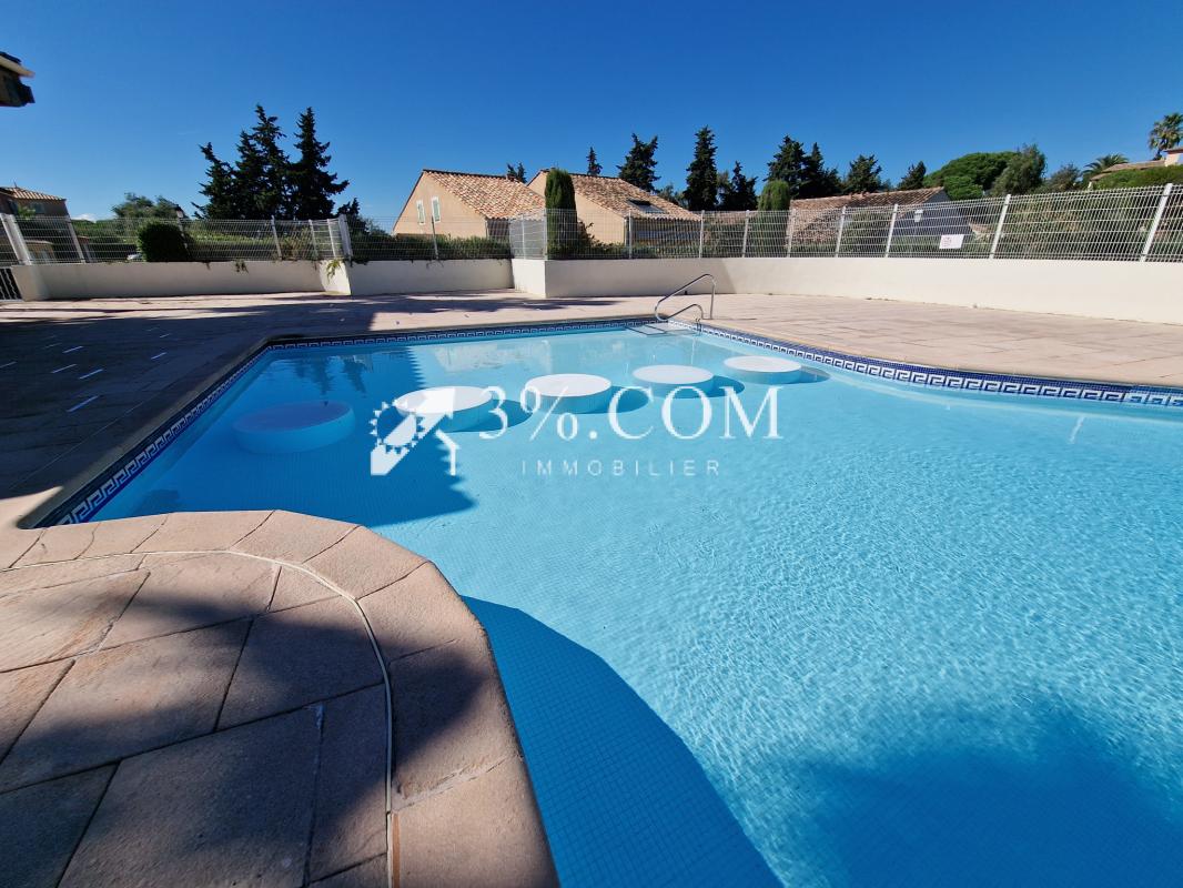Petite maison dans quartier recherché avec piscine - Photo 3
