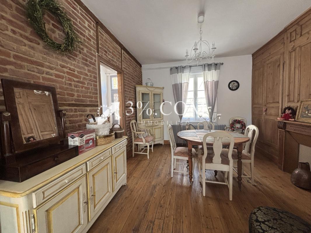 CHARMANTE MAISON DE BOURG TRADITIONNELLE EN BRIQUES 94M2 - 3 - Photo 3