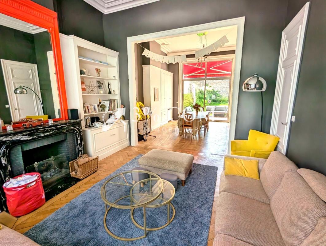 Maison bourgeoise de 265 m2 - 6 chambres - Cuisine équipée - - Photo 3