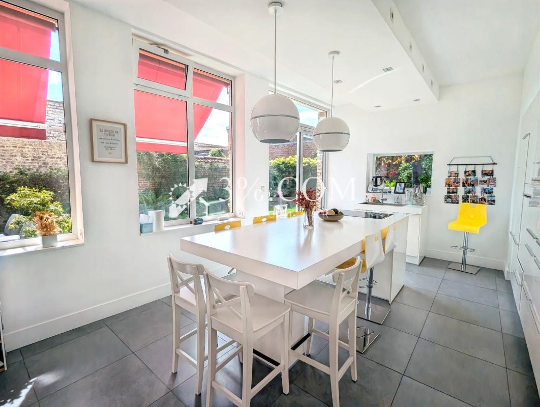 Maison bourgeoise de 265 m2 - 6 chambres - Cuisine équipée - - Photo 4