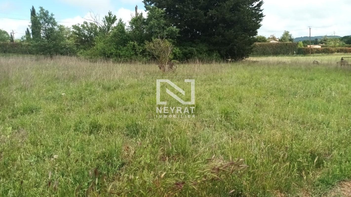 TOURRETTES Terrain en zone Agricole superficie 1450 m2