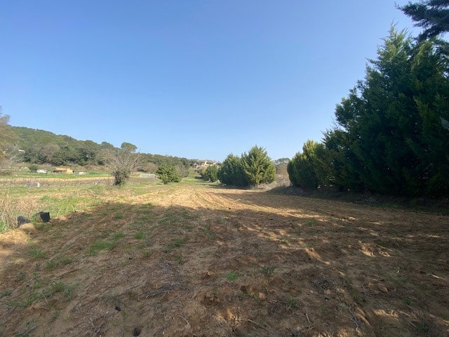 LORGUES – Terrain Agricole – 4 770 m²