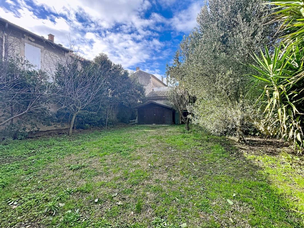 AVIGNON – TERRAIN À BÂTIR 280 m² – LIBRE CONSTRUCTEUR – SECTEUR RECHERCHÉ