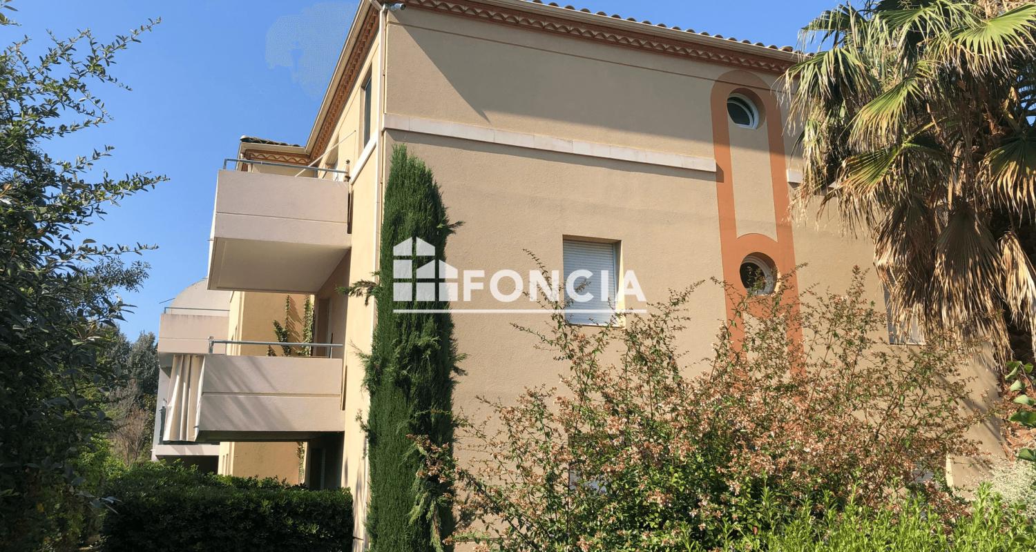 Exclusivité FONCIA, joli 2 pièces avec TERRASSE et place de parking privative
