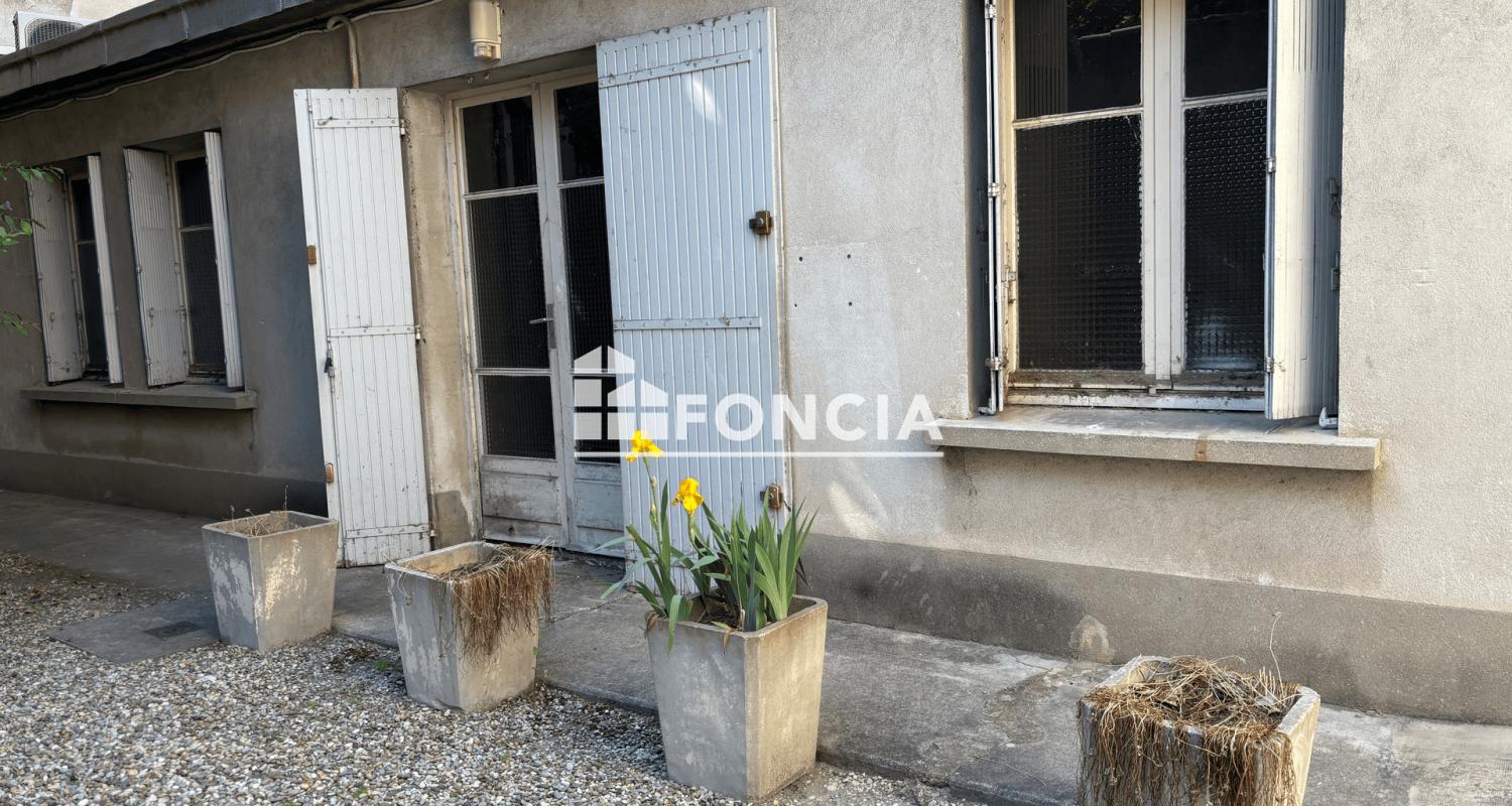 ST RUF LOCAL BUREAUX