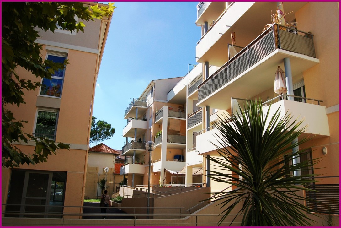 RESIDENCE RESIDENSEMBLE, APPARTEMENT T2 AVEC BALCON