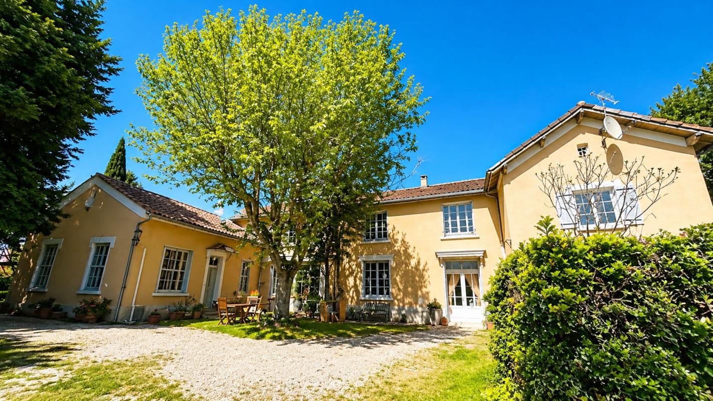 FERME MAISON VIGNERONNE 300M² 6/7 CHAMBRES 14 PIECES TERRAIN 1263M² GARAGE PISCINE