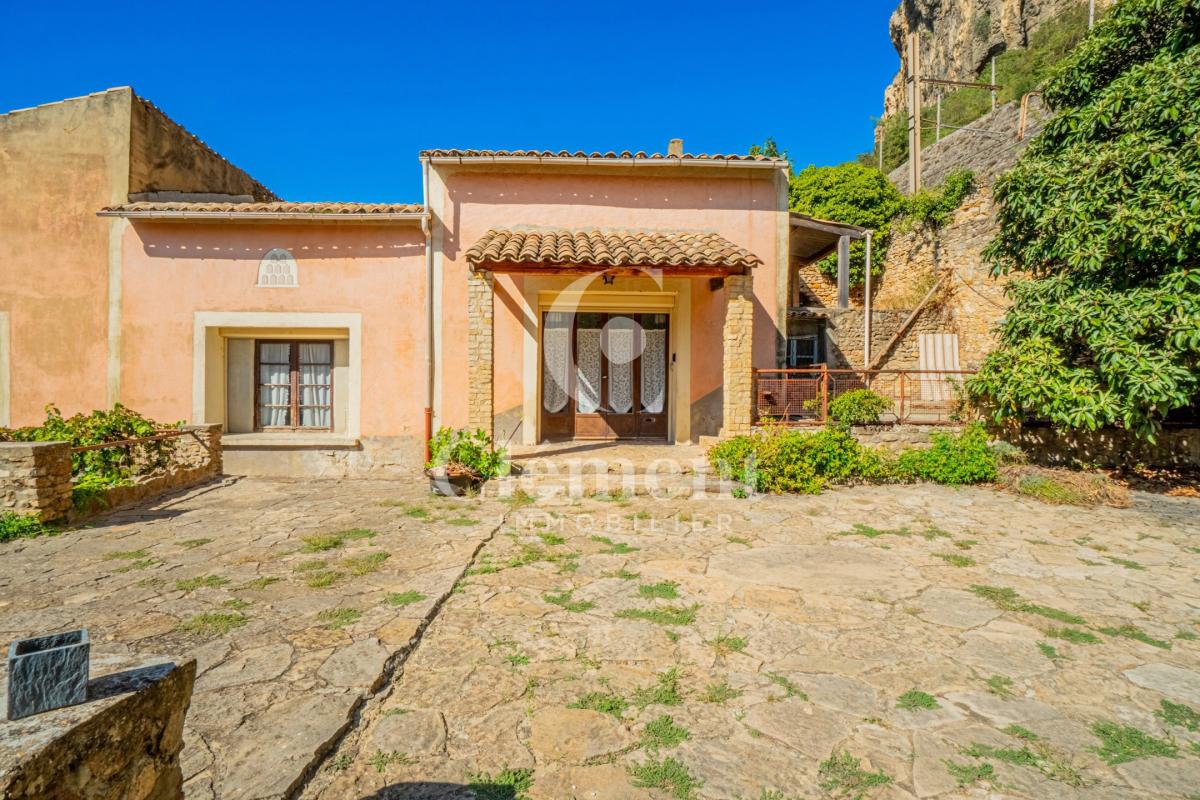Maison 110m² — Mornas