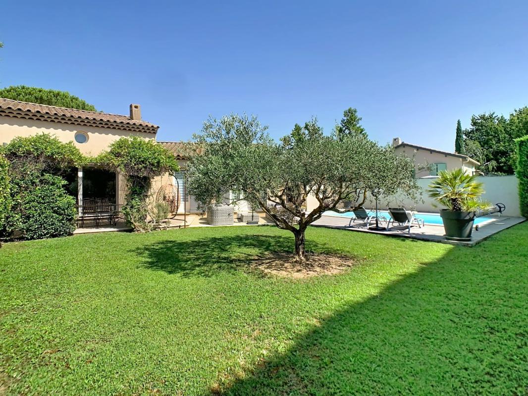 Maison 158m² — Taillades