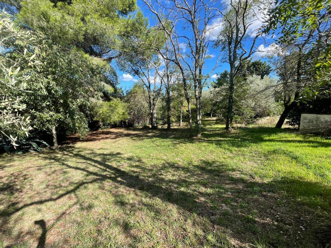 Terrain à bâtir 350m² à Courthézon