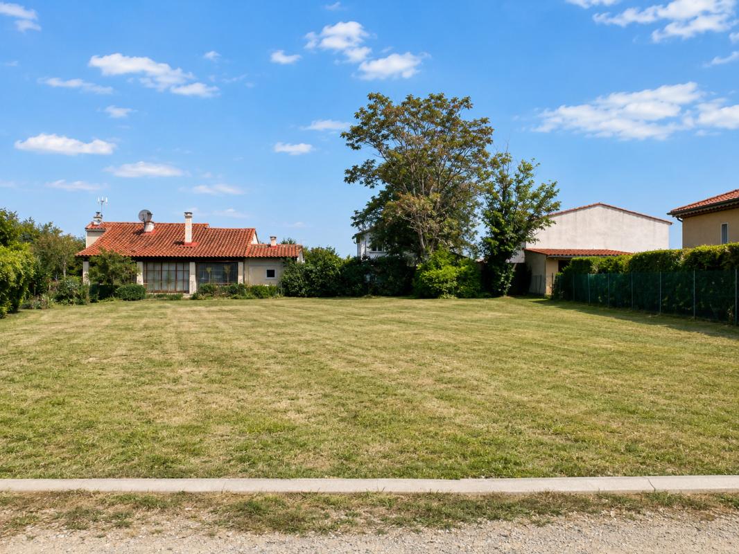 Terrain à bâtir de 451 m² – Rare à la vente
