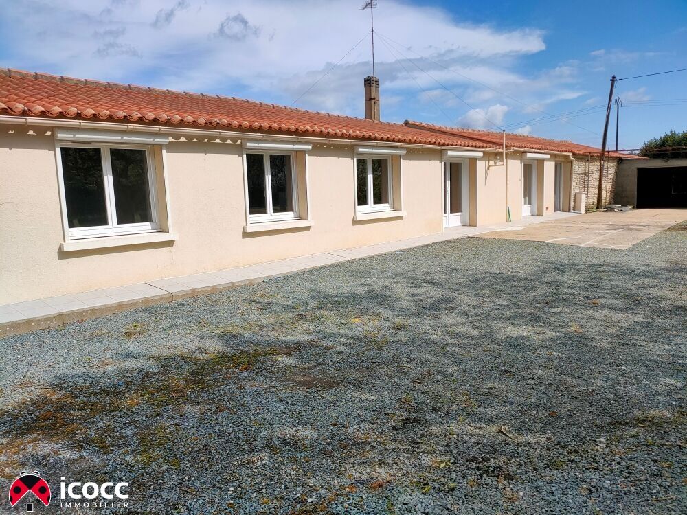 Idéal projet familial, locatif ou gîte : deux maisons sur 3 220 m²