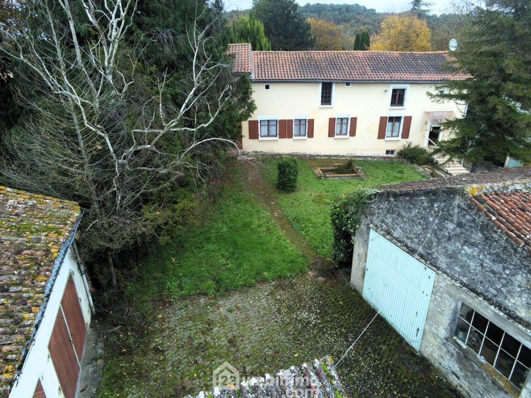 Longère - 160m² - Razines