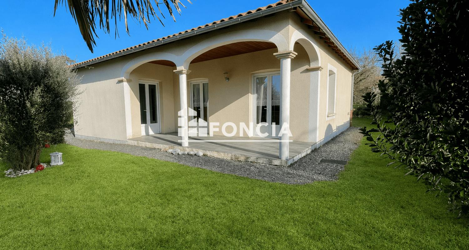 SMARVES - MAISON PLAIN-PIED DE 2007 - 4 CHAMBRES