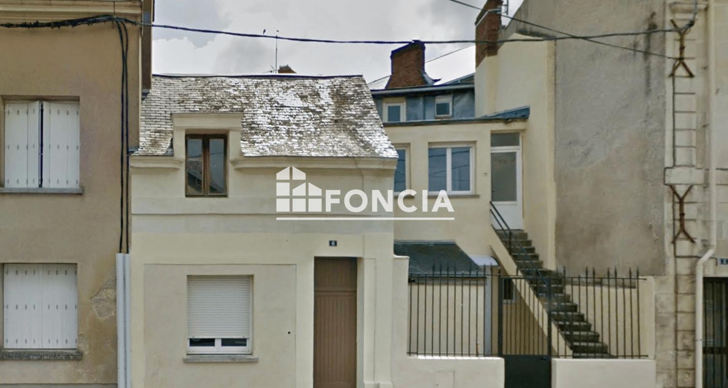 APPARTEMENT EN DUPLEX - A RENOVER