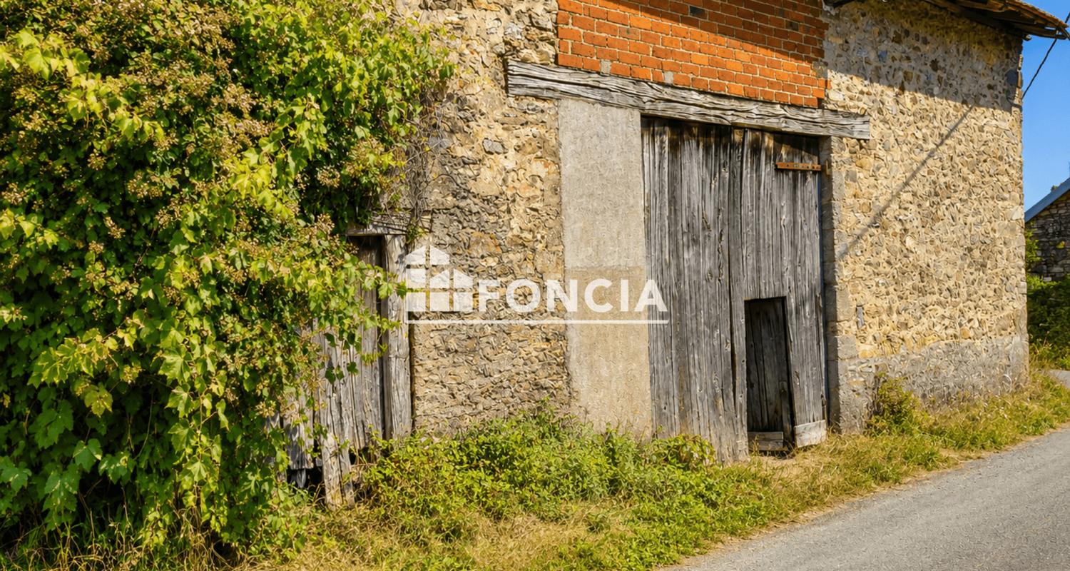 Grange à rénover entièrement