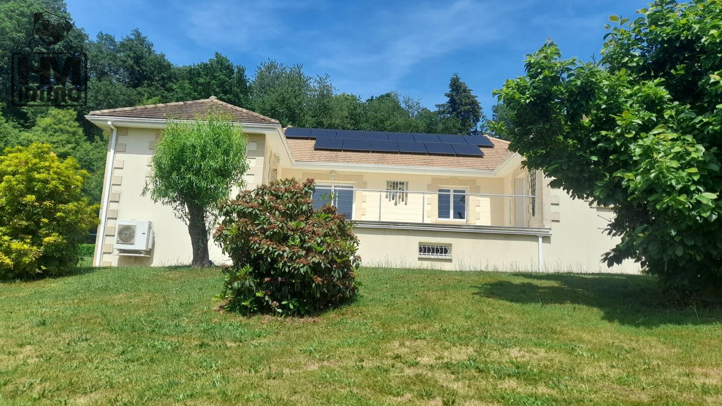 Propriéte de 169 m² habitable sur un terrain de 4993 m²