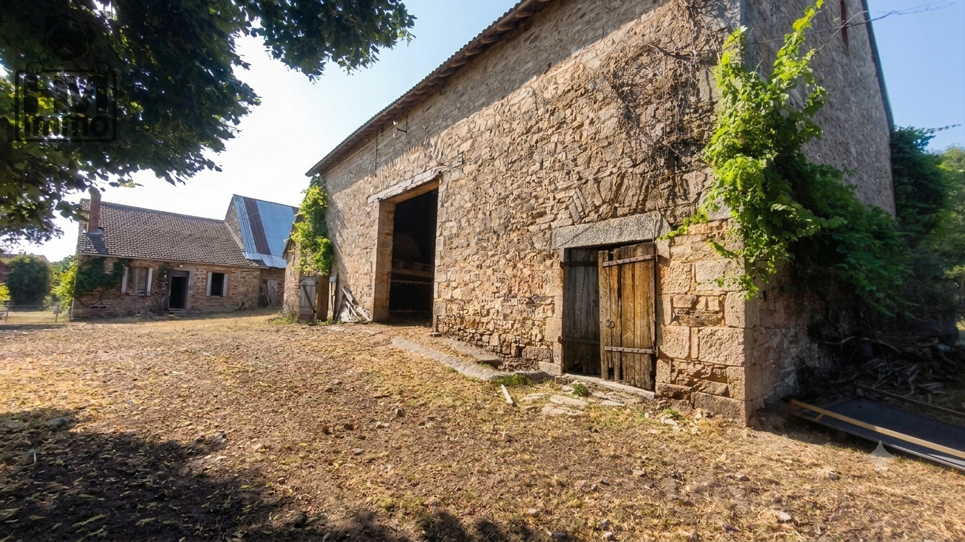 Ensemble agricole avec maison, dépendances et 36 ha