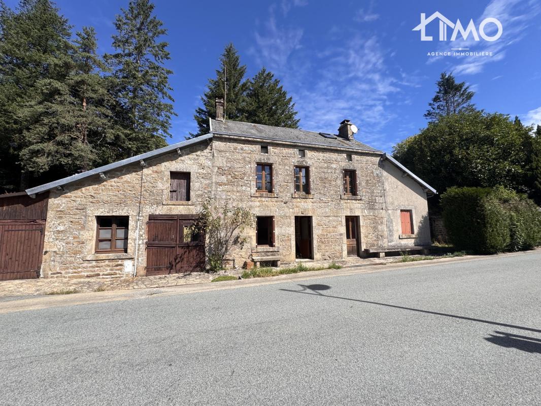 Maison en pierre avec terrain proche de Vassivière