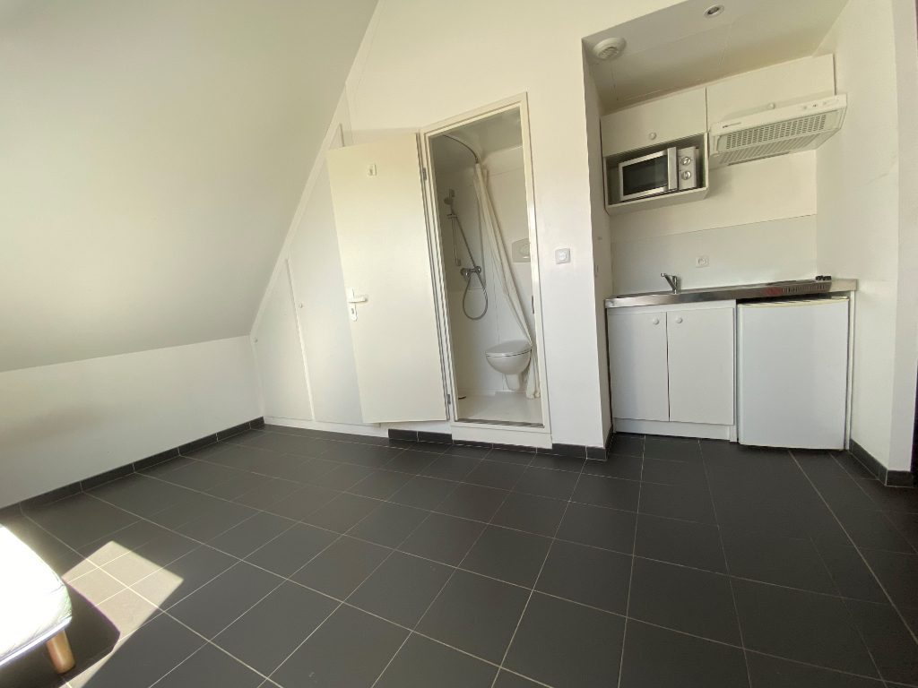Studio (12.7 m²) à louer - Saint-dié-des-vosges (88100)