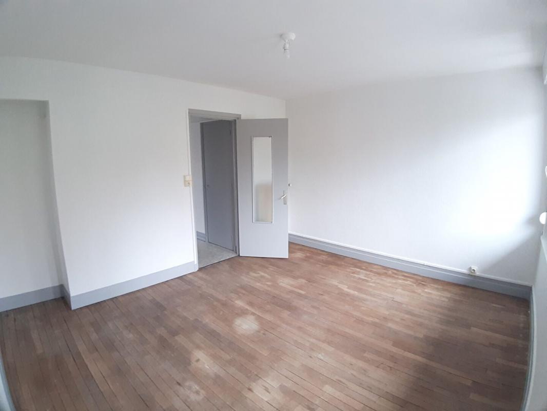 Appartement 4 pièces (92 m²) à louer - Saint-dié-des-vosges (88100)