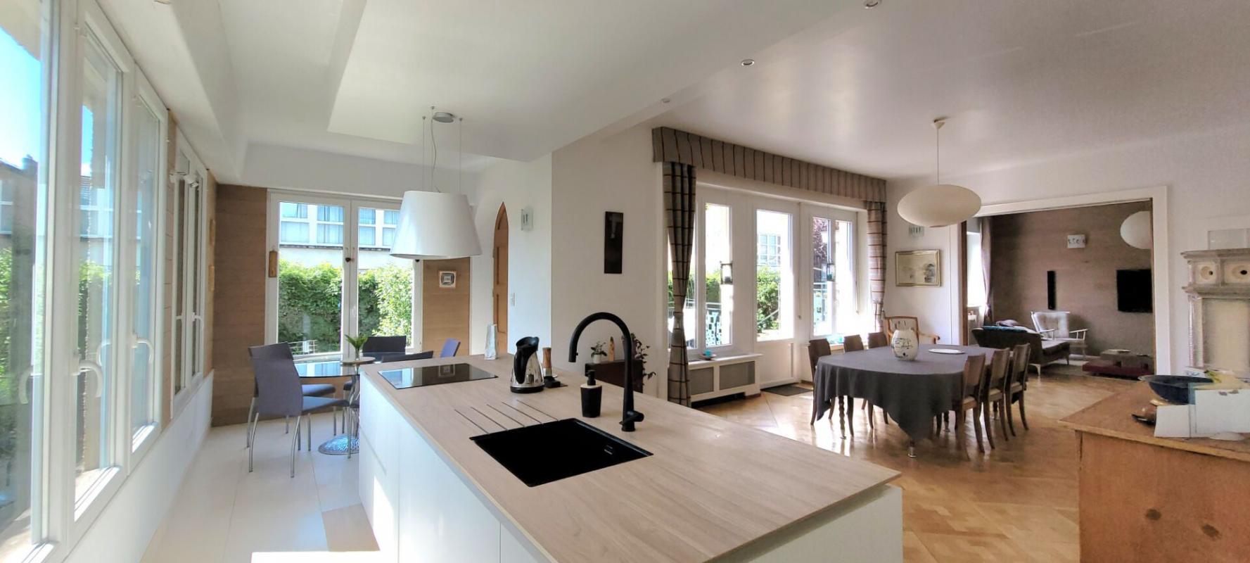 Maison 10 pièces (314 m²) à vendre - Saint-dié-des-vosges (88100)