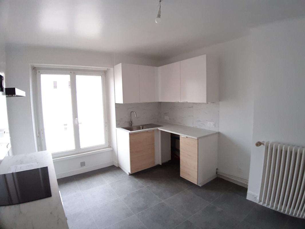 Appartement 4 pièces (91.56 m²) à louer - Saint-dié-des-vosges (88100)