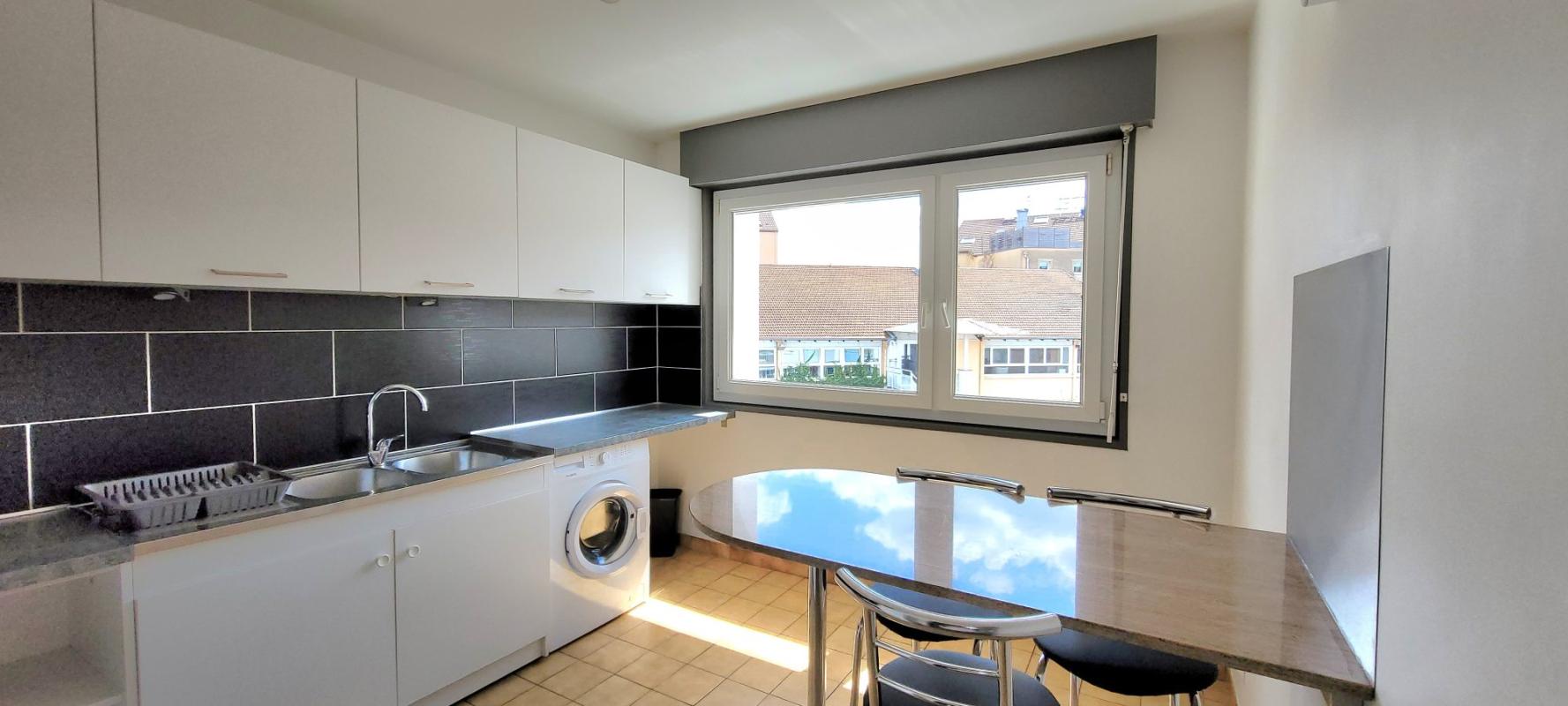 Appartement 3 pièces (76.6 m²) à vendre - Saint-dié-des-vosges (88100)