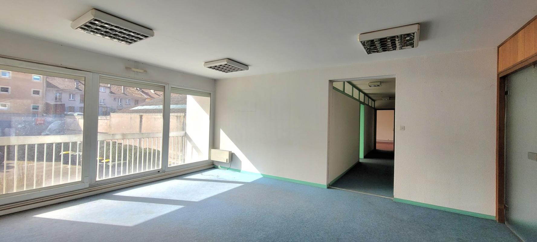 Appartement 7 pièces (218.34 m²) à vendre - Saint-dié-des-vosges (88100)