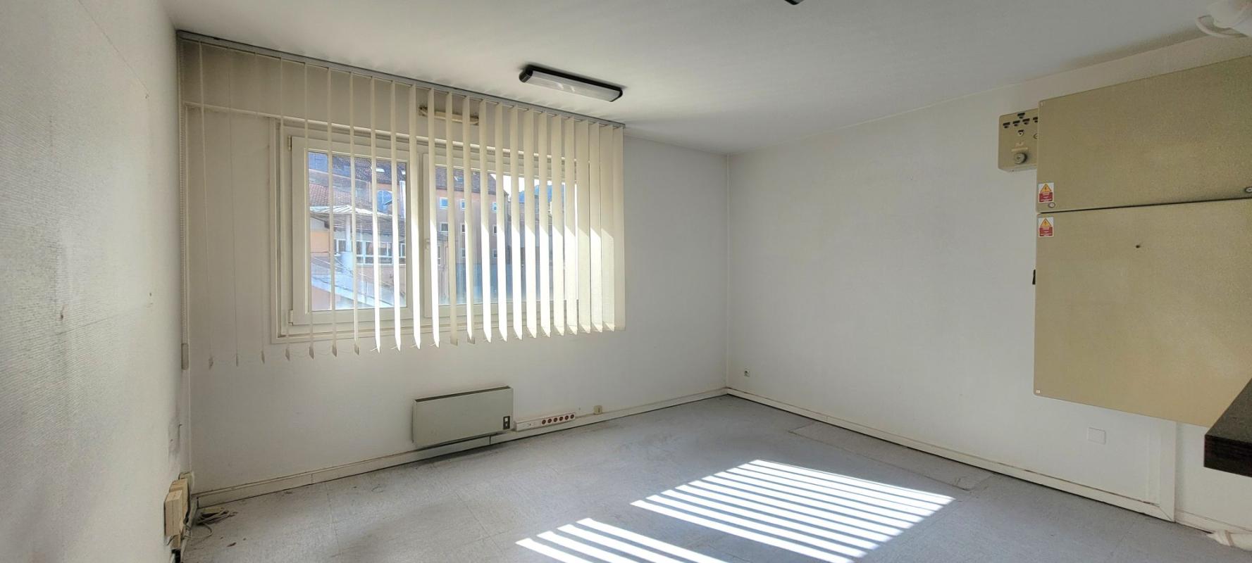 Appartement 3 pièces (85.32 m²) à vendre - Saint-dié-des-vosges (88100)