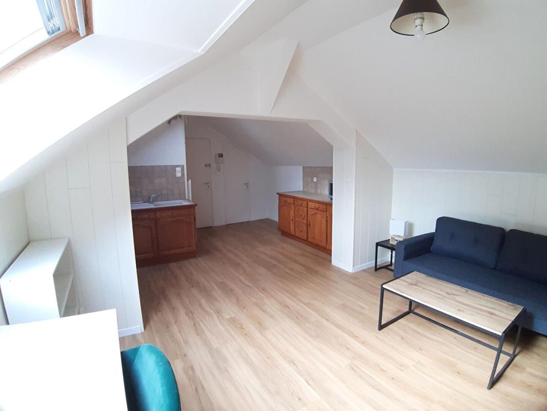Appartement meublé 2 pièces (31.34 m²) à louer - Saint-dié-des-vosges (88100)