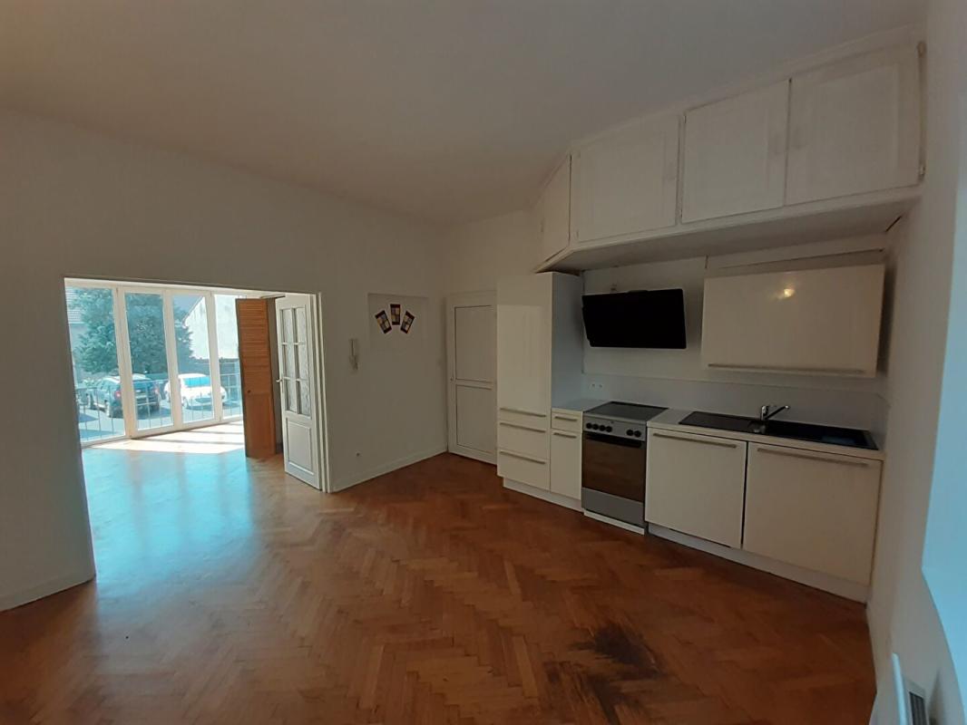 Studio (30 m²) à louer - Moyenmoutier (88420)