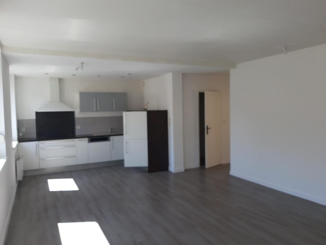 Appartement 4 pièces (97.26 m²) à louer - Saint-dié-des-vosges (88100)