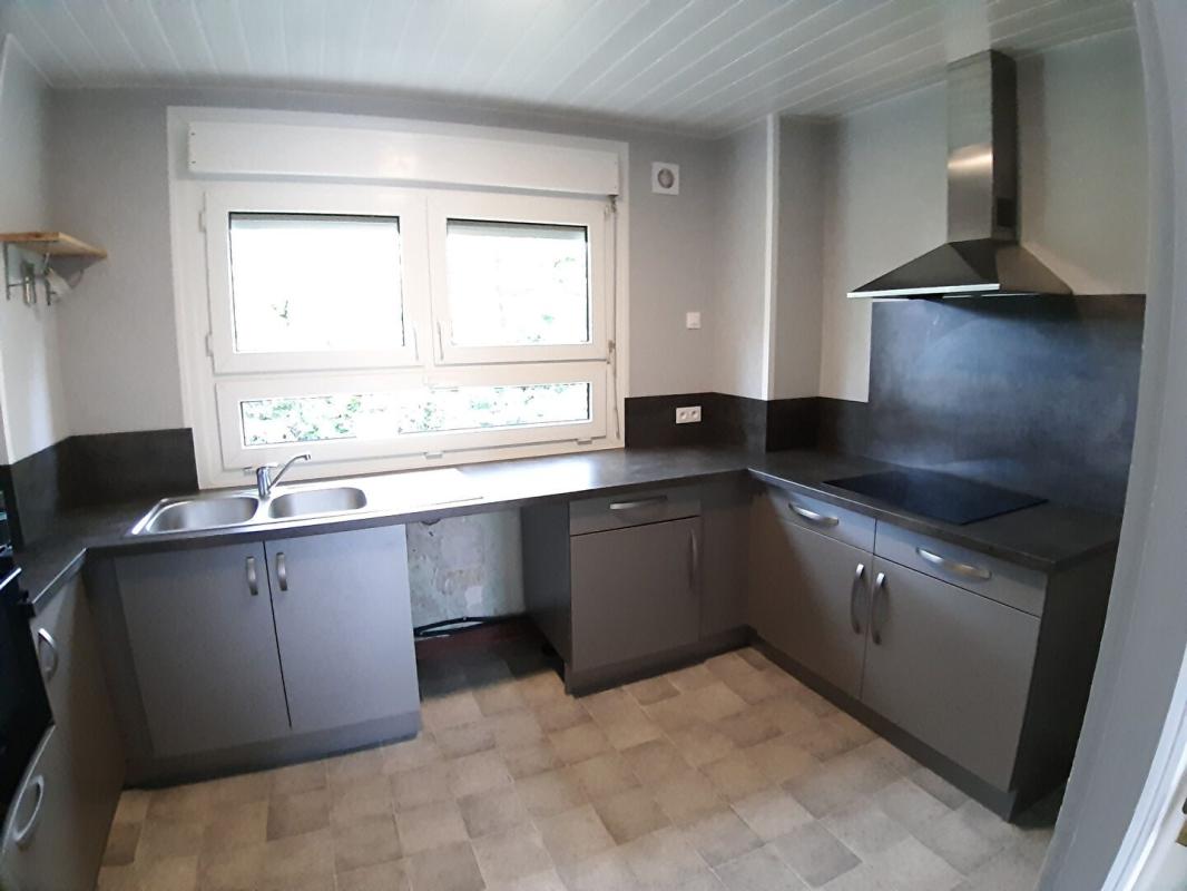 Appartement 4 pièces (73.69 m²) à louer - Saint-dié-des-vosges (88100)