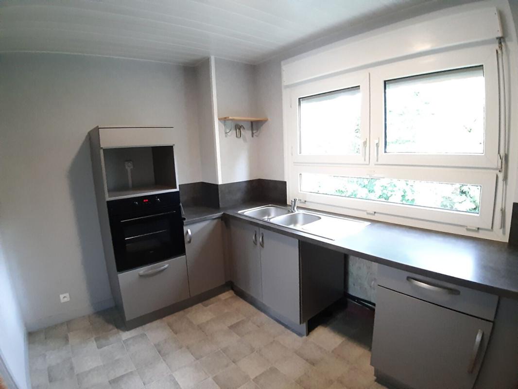 Appartement 4 pièces (73.69 m²) à louer - Saint-dié-des-vosges (88100)