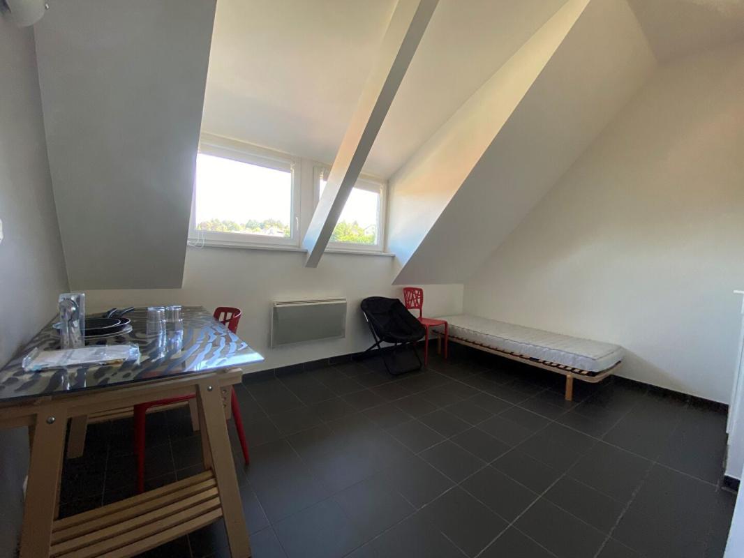 Studio meublé (15 m²) à louer - Saint-dié-des-vosges (88100)