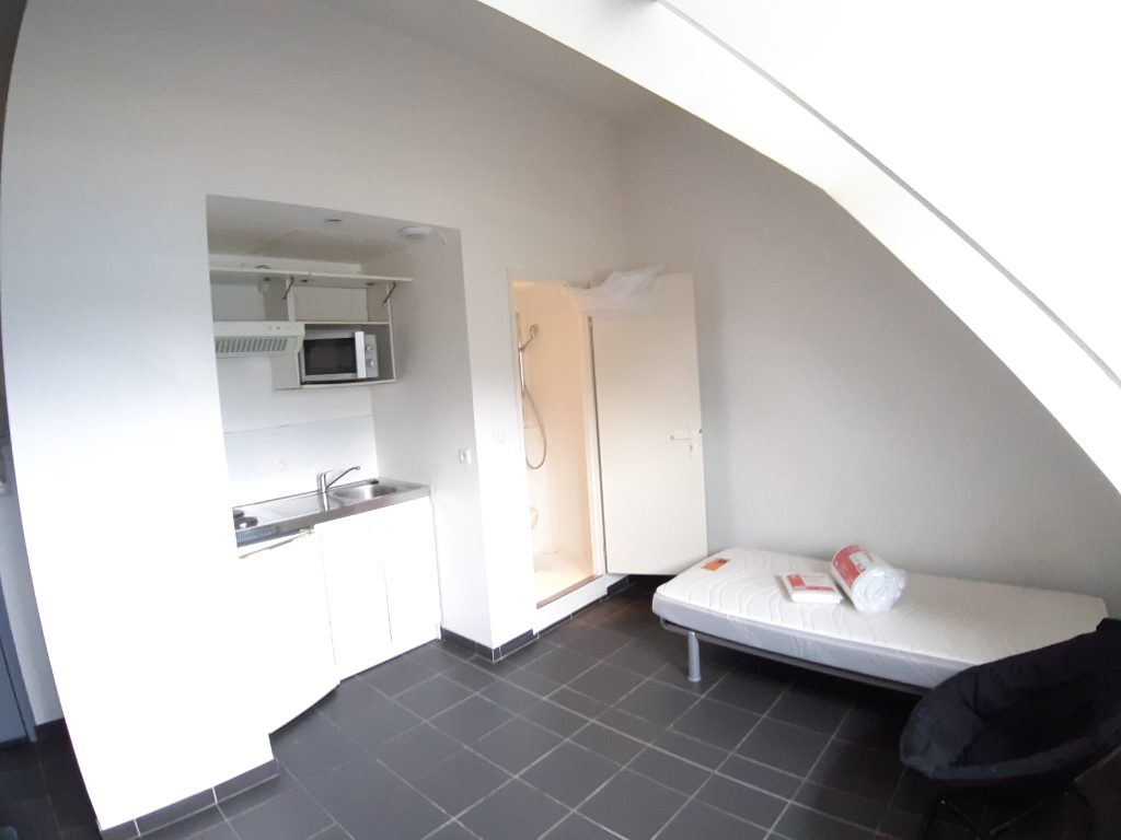 Studio meublé (15 m²) à louer - Saint-dié-des-vosges (88100)