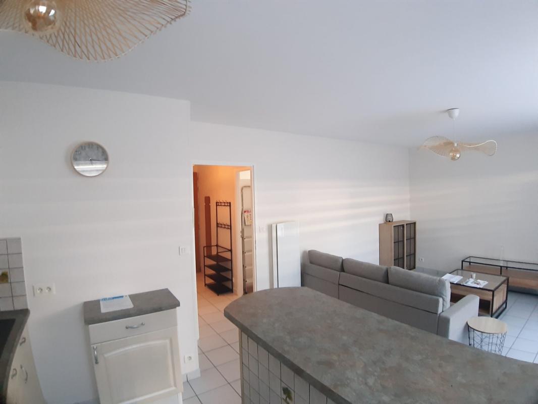 Appartement meublé 2 pièces (41.88 m²) à louer - Saint-dié-des-vosges (88100)