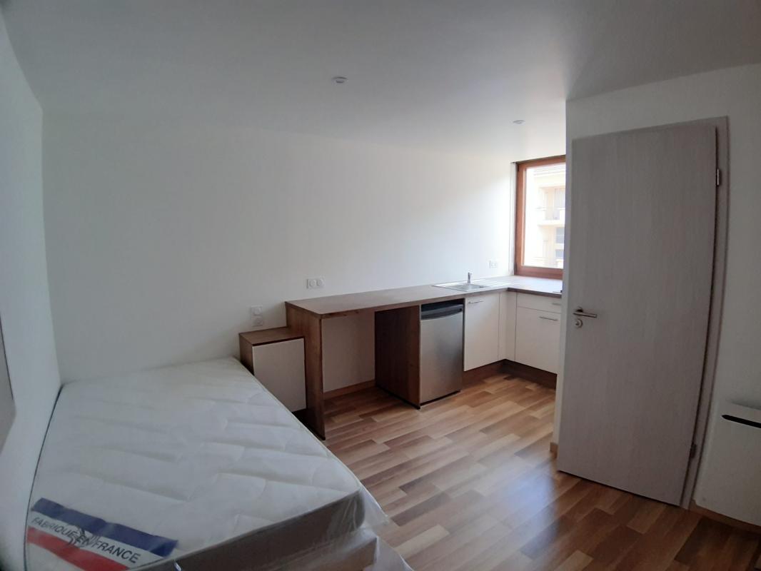 Studio meublé (17.5 m²) à louer - Saint-dié-des-vosges (88100)