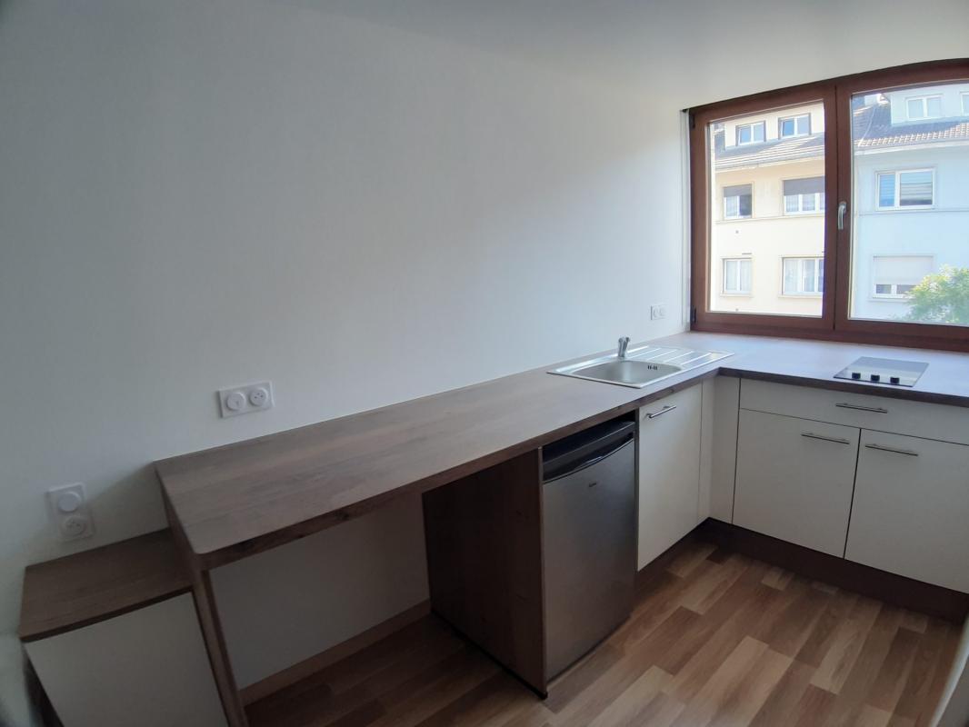 Studio meublé (17.5 m²) à louer - Saint-dié-des-vosges (88100)