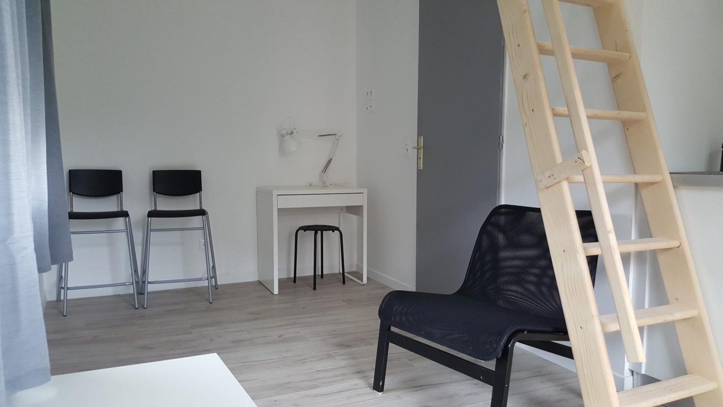 Studio meublé (14.5 m²) à louer - Saint-dié-des-vosges (88100)