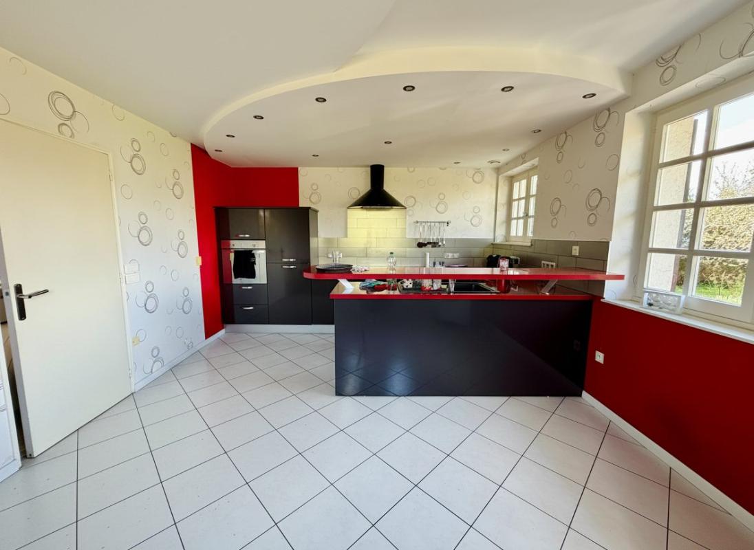 Maison 6 pièces (205 m²) à vendre - Uxegney (88390)