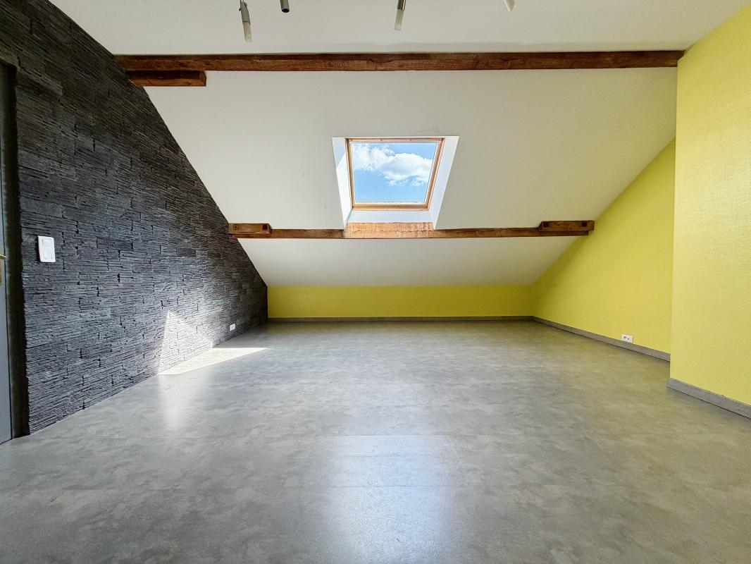 Maison 6 pièces (205 m²) à vendre - Uxegney (88390)