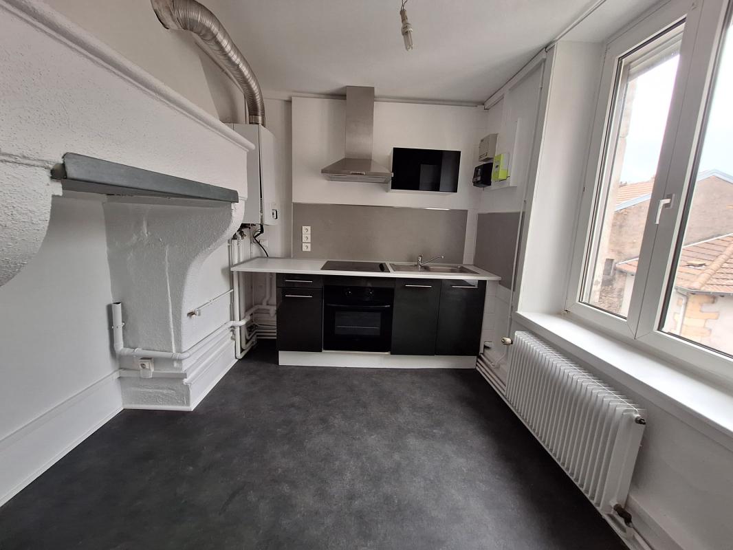 Appartement 2 pièces (57.65 m²) à louer - ÉPinal (88000)