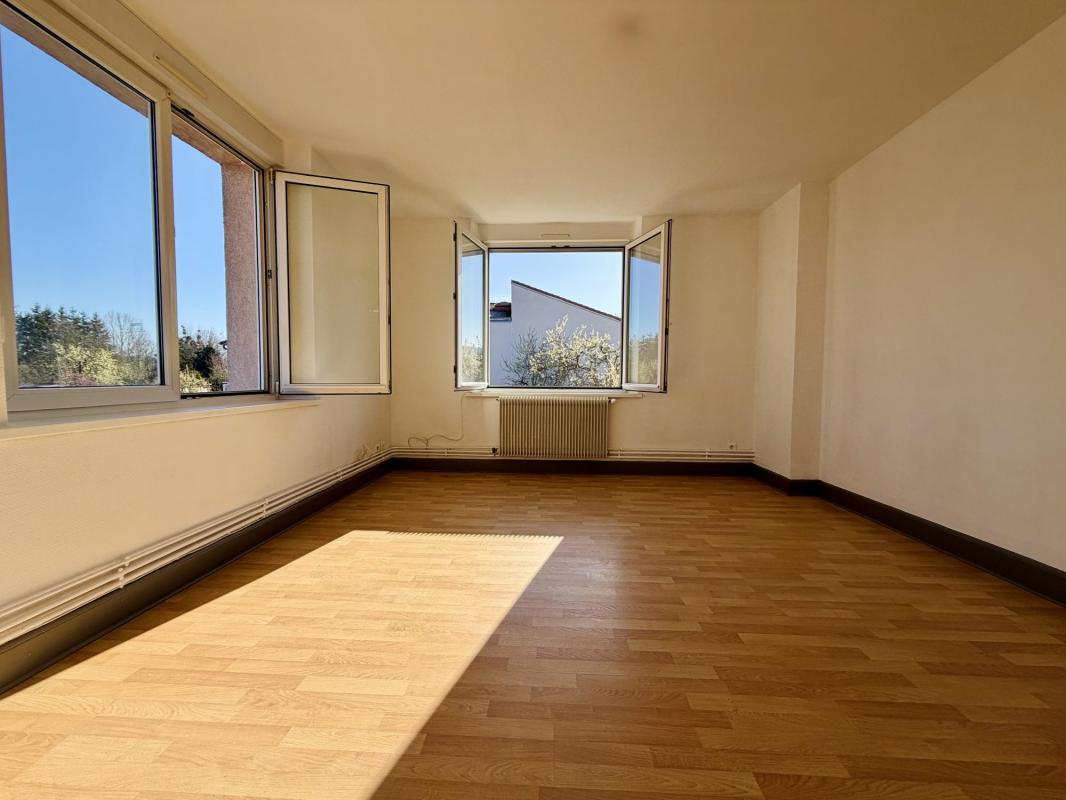 Appartement 3 pièces (70 m²) à louer - Grandvillers (88600)
