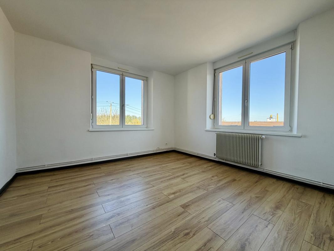 Appartement 3 pièces (70 m²) à louer - Grandvillers (88600)