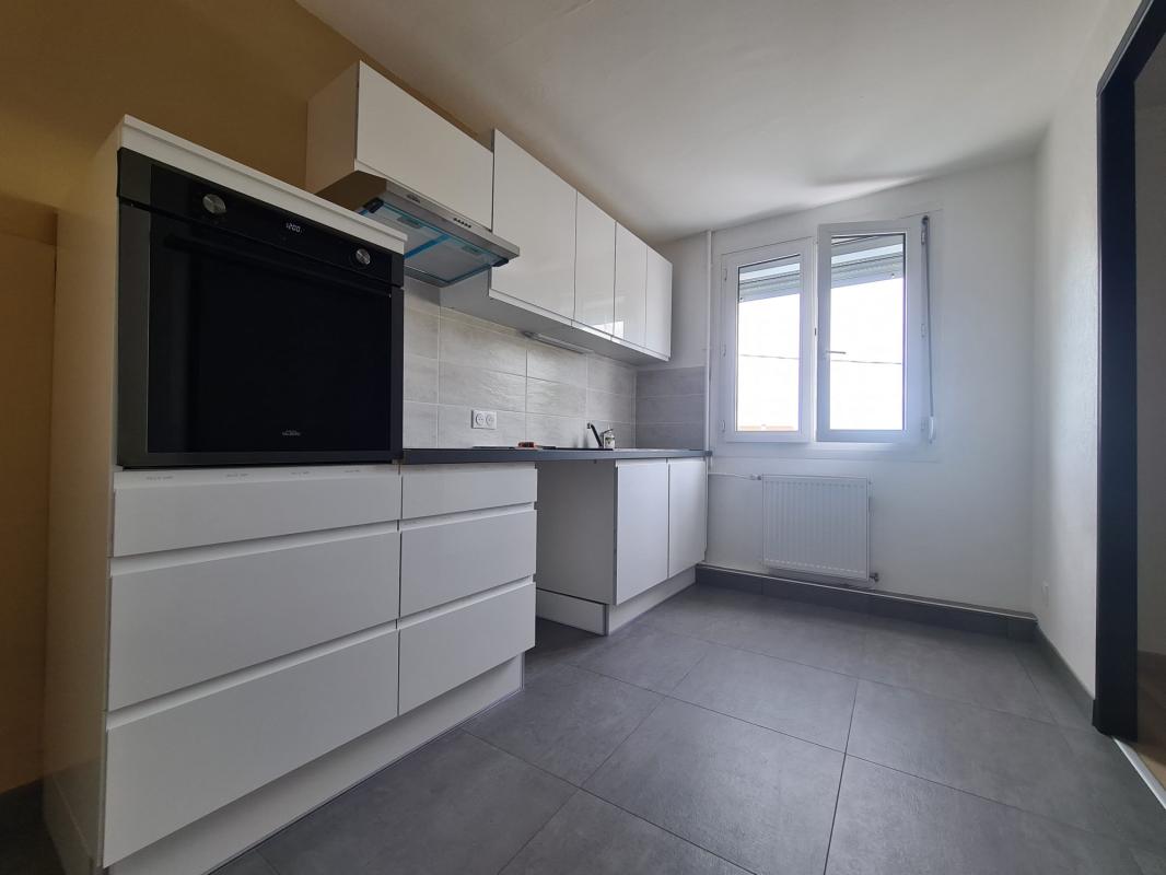 Appartement 4 pièces (68.56 m²) à louer - ÉPinal (88000)